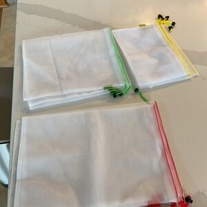 Reusable Mesh Produce Bags - White with Red, Green, Yellow Drawstrings